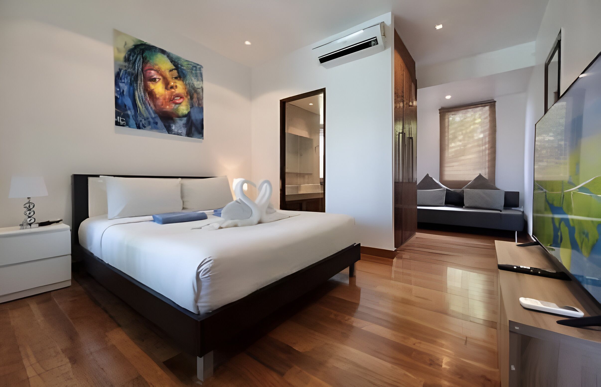 3 bedrooms, iron/ironing board, WiFi, bed sheets