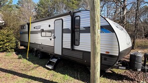 Property grounds - Family Friendly Bunkhouse RV (Jasper)