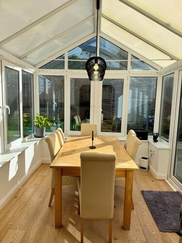Newly Refurbished Cottage in 2025. 
Short & Long Stays Welcome.