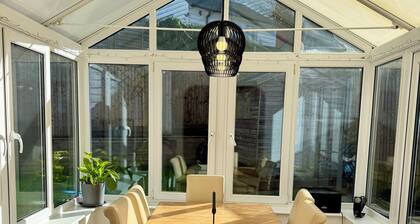 Newly Refurbished Cottage in 2025.
Short & Long Stays Welcome.