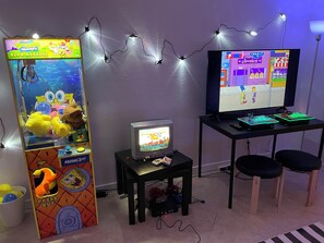 Children's area - Family Arcade House in Katy (Katy)