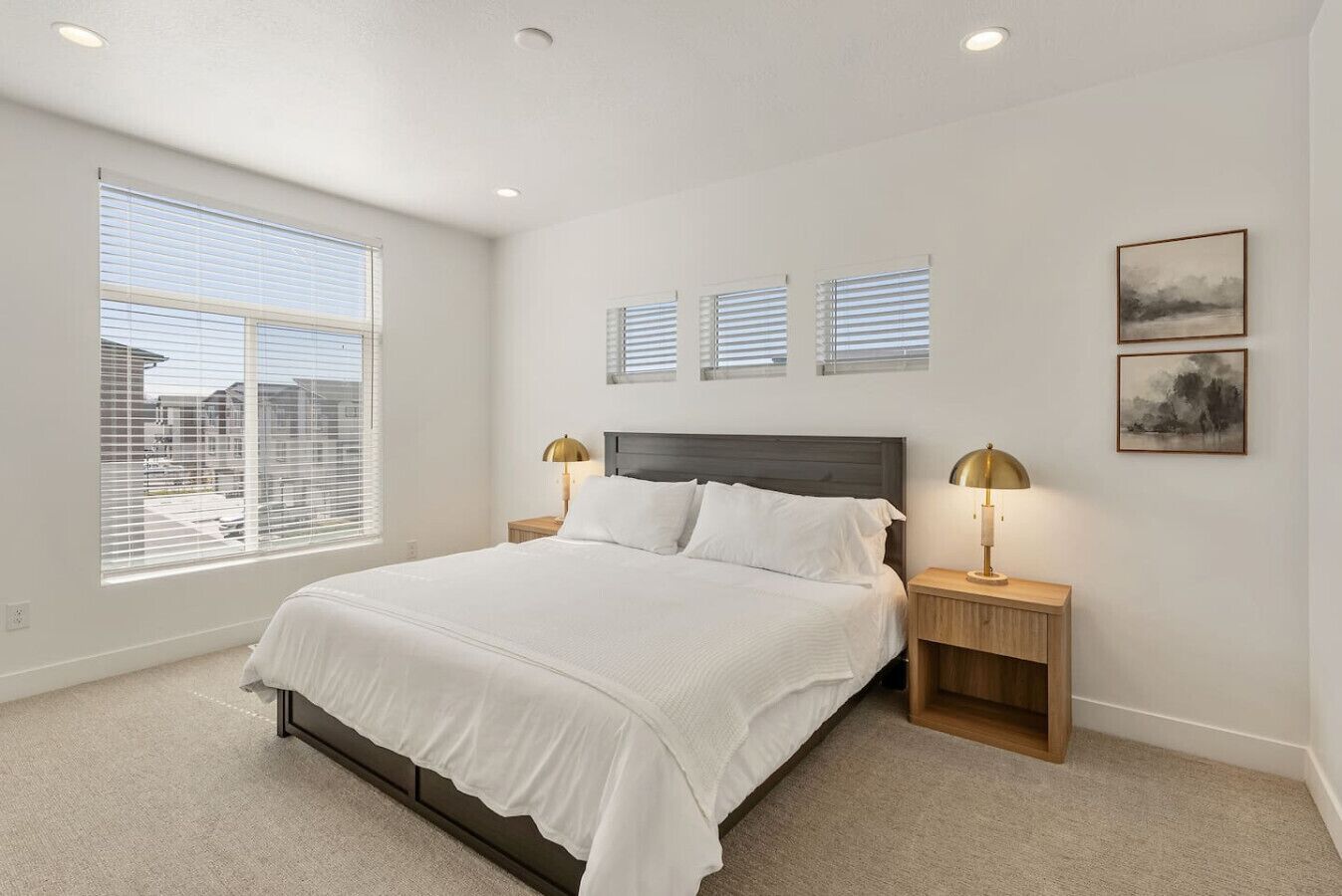 4 bedrooms, iron/ironing board, travel cot, WiFi