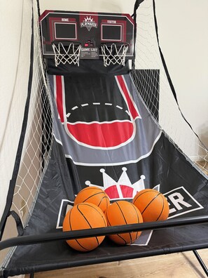 Game room - Kids Paradise Austin-Round Rock (Round Rock)