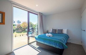 Room - Piwakawaka Haven - Pohara Beach (Pōhara)