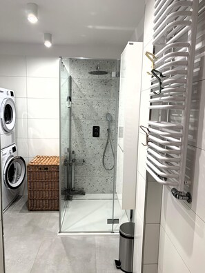 Apartment | Bathroom - Apartment With Garage Near the Sea, Swinoujscie (Swinoujscie)