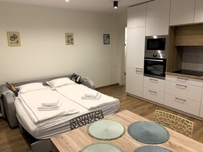 Apartment | 2 bedrooms, bed sheets - Apartment With Garage Near the Sea, Swinoujscie (Swinoujscie)