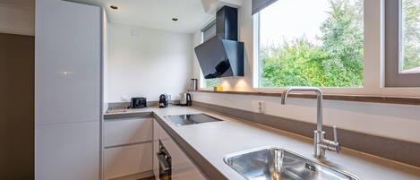 Maison Classique, 3 chambres | Cuisine privée