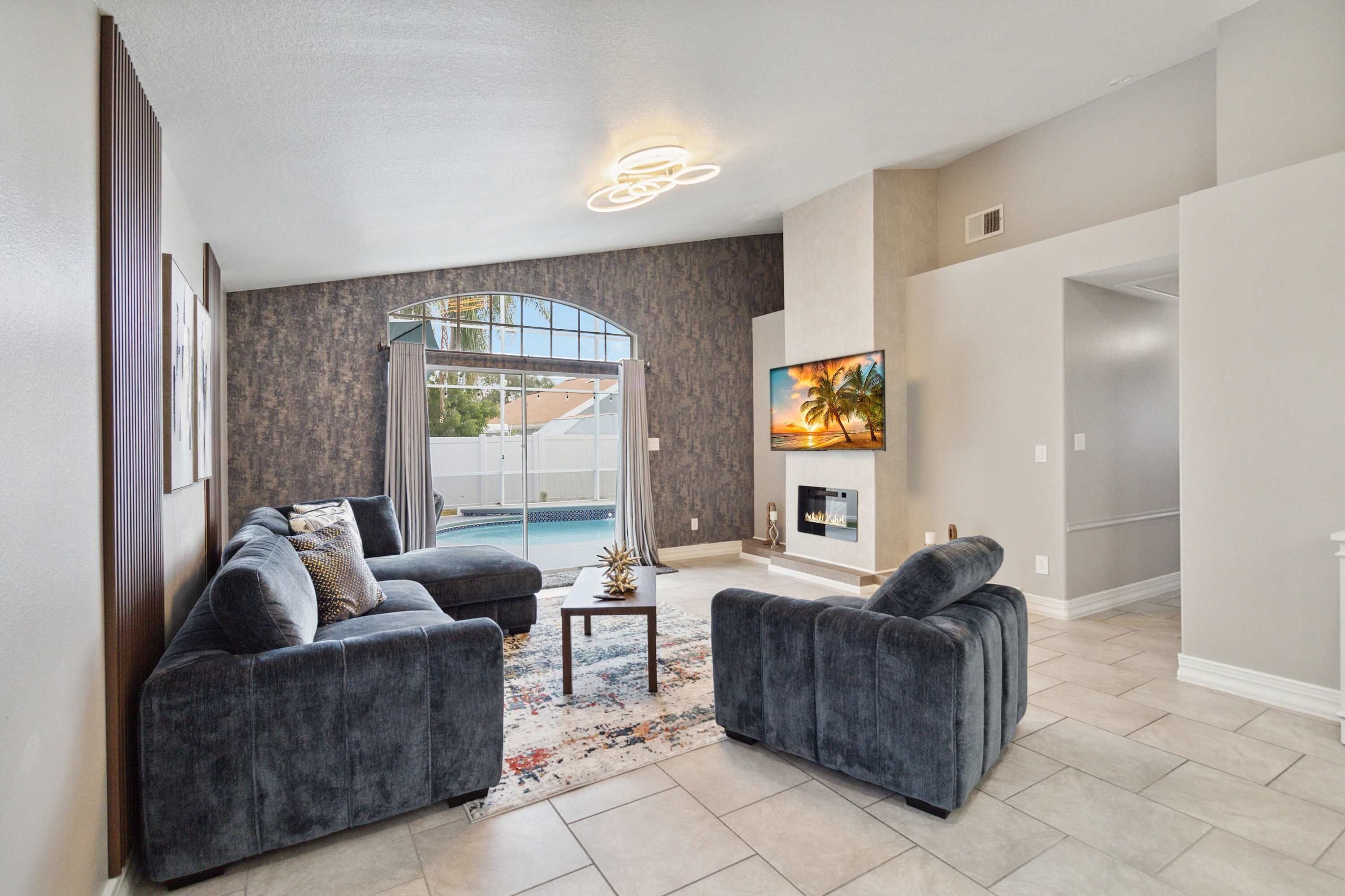 Design House, 4 Bedrooms, Lanai | Living area