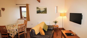 A welcoming base near tucked, with parking, for easy days exploring the area.