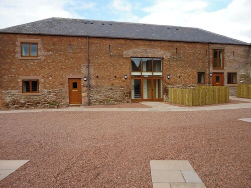 A welcoming base near tucked, with parking, for easy days exploring the area.