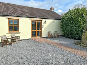 Terrace/patio - Willow Cottage - UK51376 (Caldwell, Richmond)