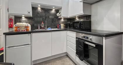 1 bedroom accommodation in Kilsyth