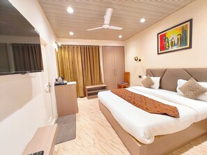 Family Double Room | View from room - Nainital Hotel  The Gwen Stays (Nainital)