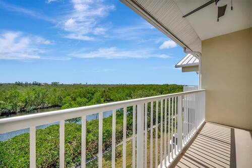 Panoramic Townhome, 2 Bedrooms, Balcony | Terrace/patio