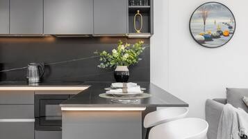 Comfort Suite, Balcony, Resort View | Interior