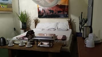 Economy Triple Room, Mountain View