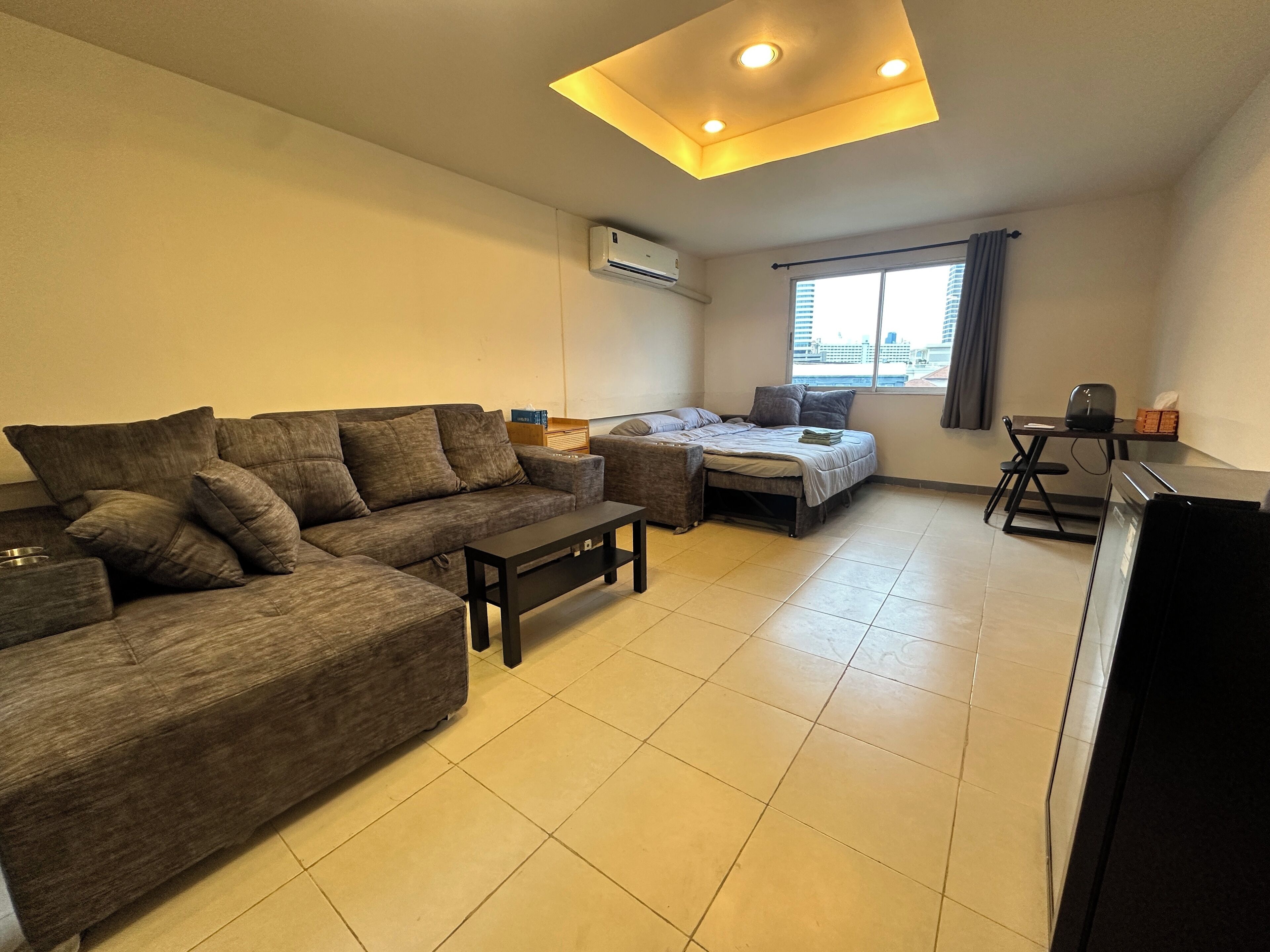 Comfort Apartment, Private Bathroom, City View