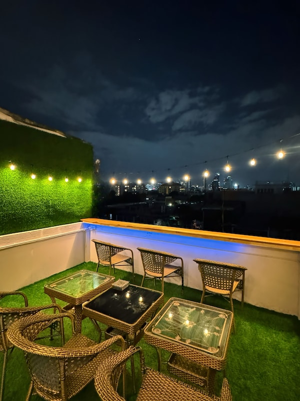 Holy Hostel Sathorn - Bangkok