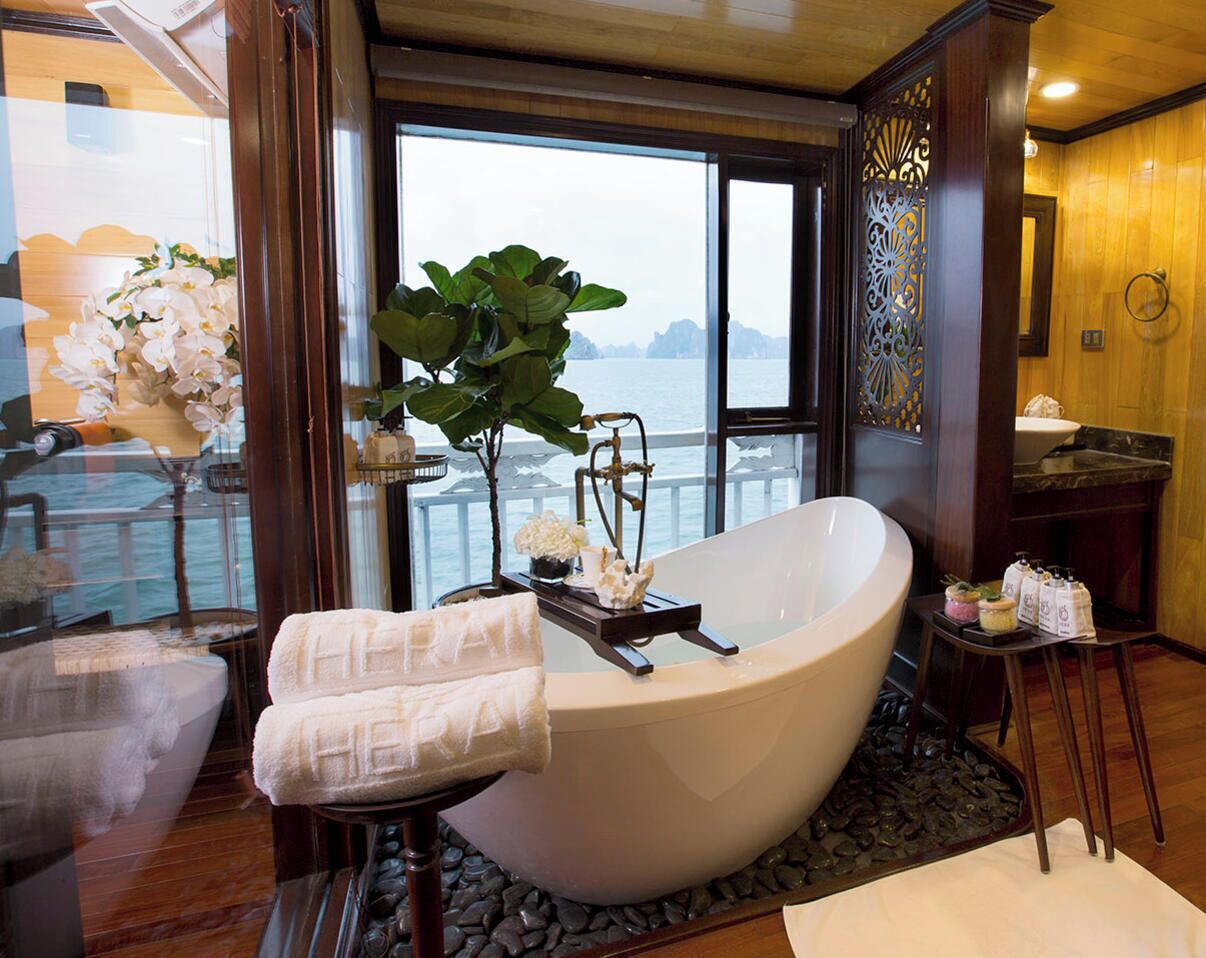 Suite – premium, havutsikt | Bad