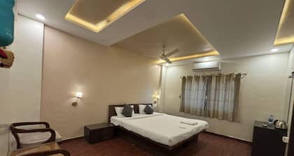 Townhouse Oak Phaltan