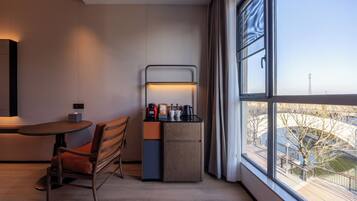 Family Triple Room | Dining