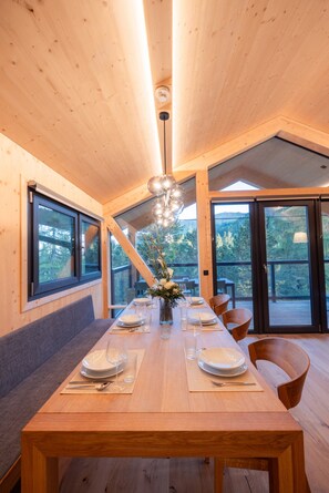 Chalet | Tempat makan