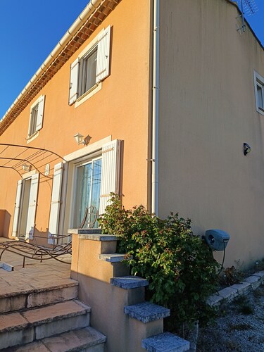 Au Pied du Mont Ventoux" vacation home