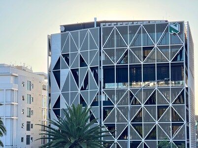 Kaitlin kJG CBD with gym&pool apartment