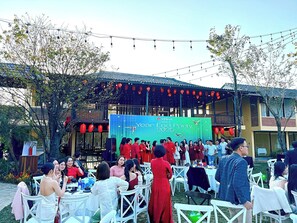 Restaurant - Con Nho RiverHouse Hue (Phuong Hoa Chau)