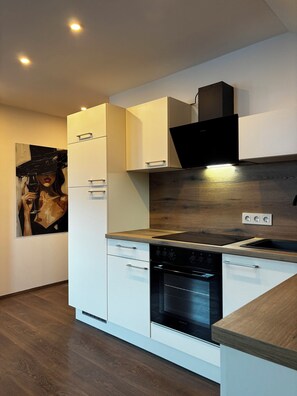 Private kitchen - Arrive, switch off, feel good - your vacation apartment to relax in (Thomatal)