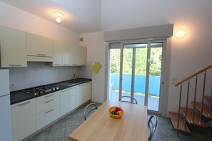 Dining - Spacious duplex by the beach (Bibione Pineda)
