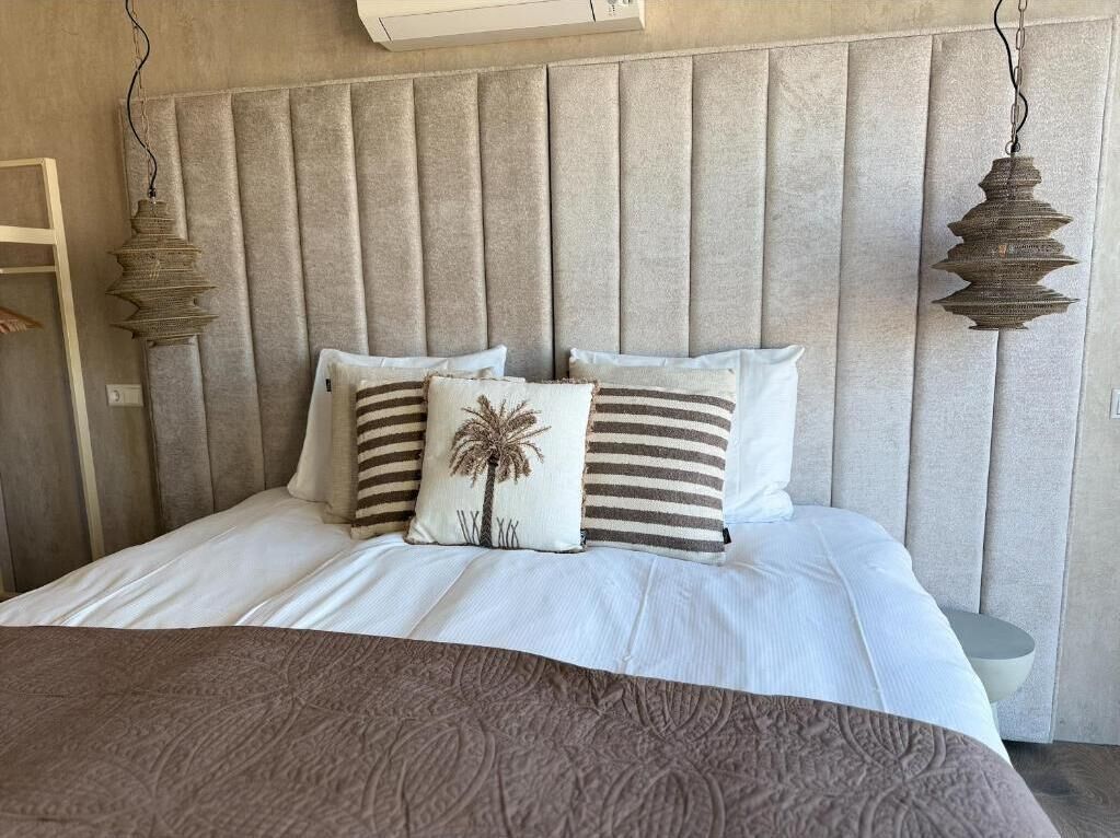 In-room safe, soundproofing, free WiFi