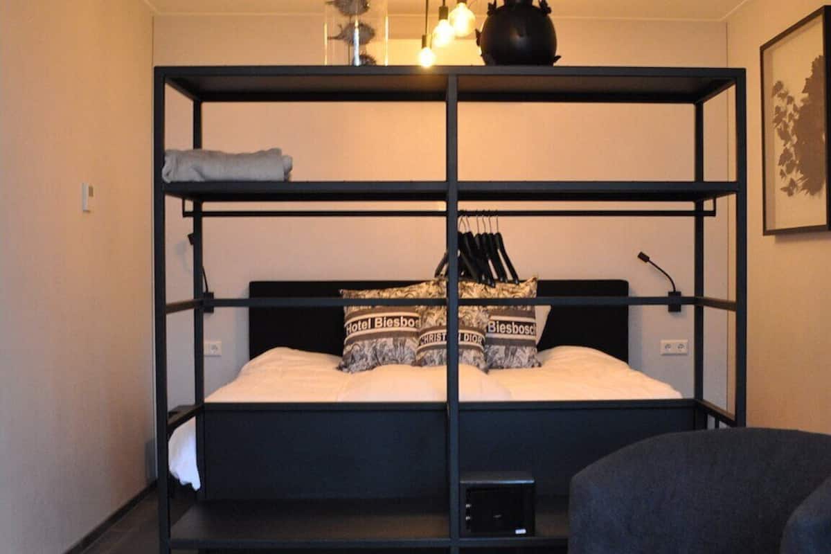 Suíte conforto, vista para o porto