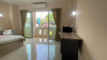 ์คํ ๋ค๋ ๋๋ธ๋ฃธ, ์๋ด ์ ๋ง