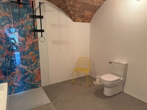 Bathroom - Authentische Toskana für Tierfreunde (Volterra)