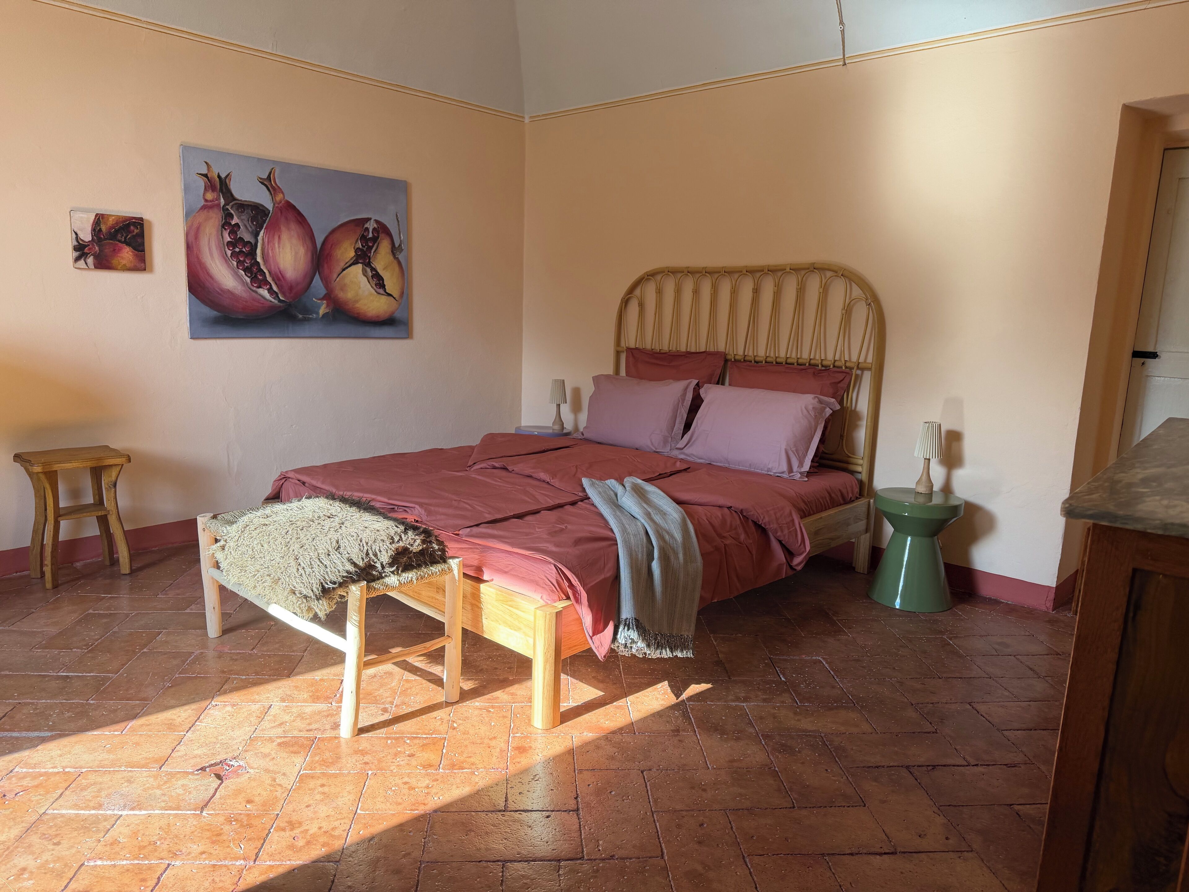 2 chambres, fer et planche à repasser, Wi-Fi gratuit, draps fournis
