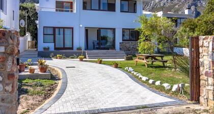144 on 10th | Voelklip Home | Sea & Mountain Views