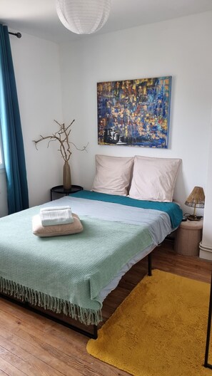3 bedrooms, iron/ironing board, Internet, bed sheets - 3-bedroom house with enclosed garden 1km from the ocean (Saint-Nazaire)