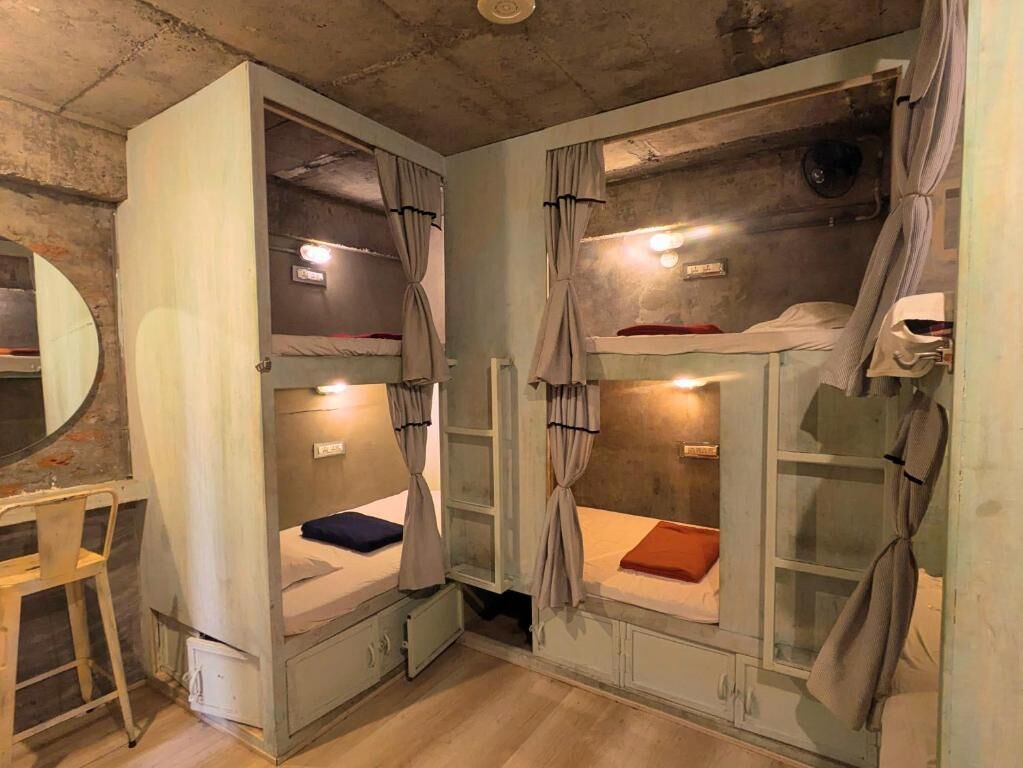 Dormitorio compartido Deluxe, solo para mujeres, aire acondicionado