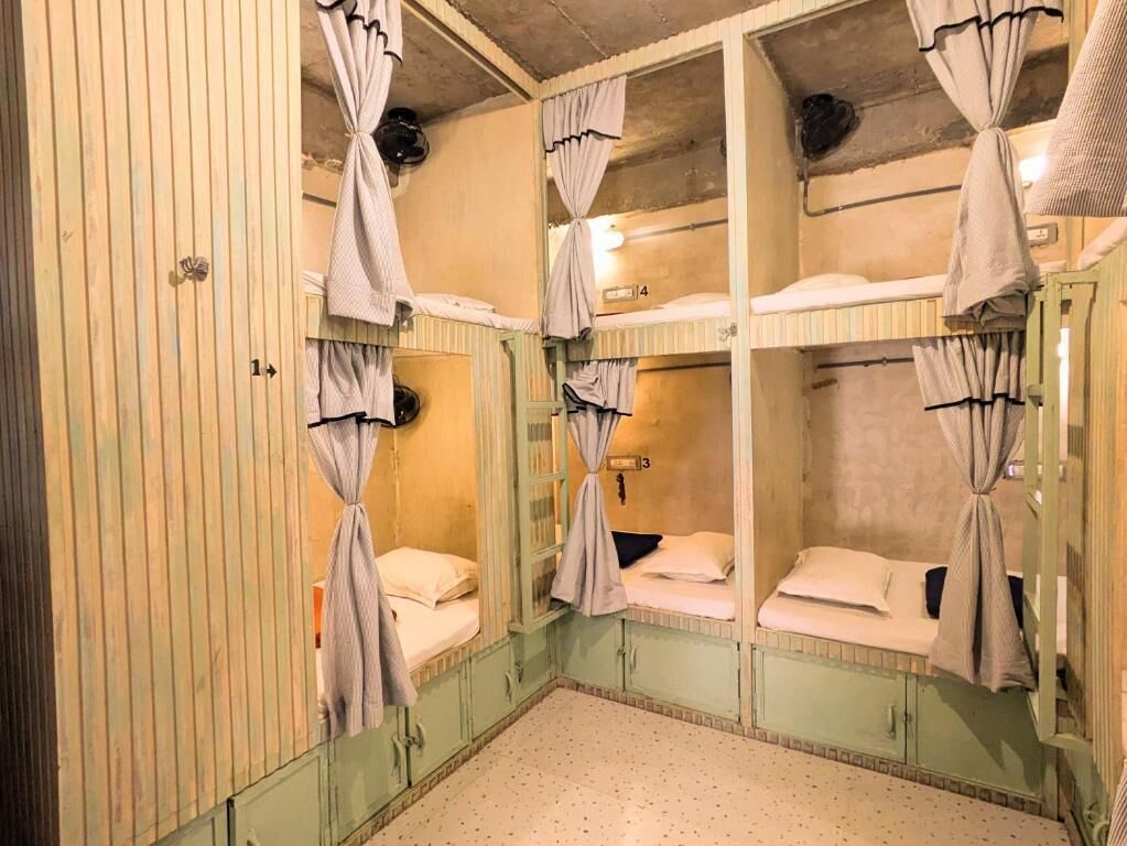 Dormitorio compartido Deluxe, dormitorio mixto, aire acondicionado