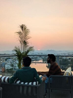 Property grounds - Bunkyard Hostel (Udaipur)