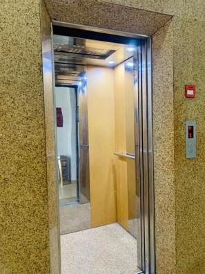 Classic-Studio, Balkon, Stadtblick | Innenbereich