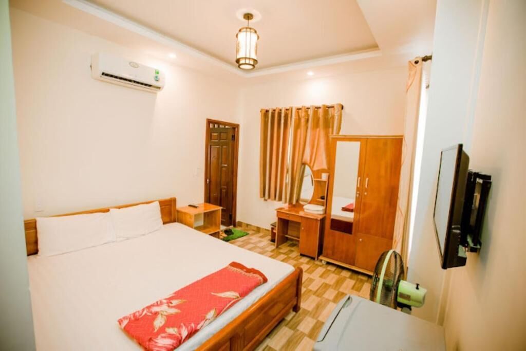 Estudio clásico, balcón, vistas a la ciudad