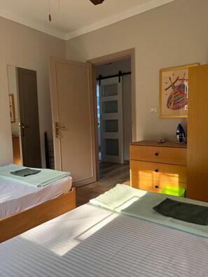 2 camere, ferro/asse da stiro, Wi-Fi gratuito, lenzuola