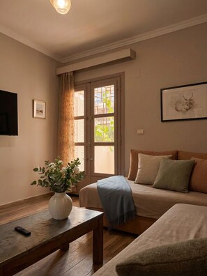 Smart TV - Casa de Lama ~ Expat friendly, 2 Bedrooms, A/C (Degla Maadi)