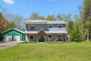 Exterior - Larkwhistle | SAUNA | CHICKENS | Near BEACHES (Wiarton)