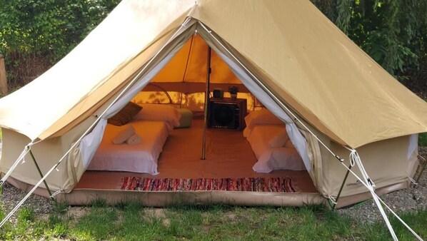 Tent, Patio, Garden View | Property grounds - Camping Solau (Espot)