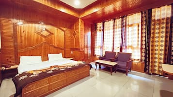 Deluxe Double Room, Lake View