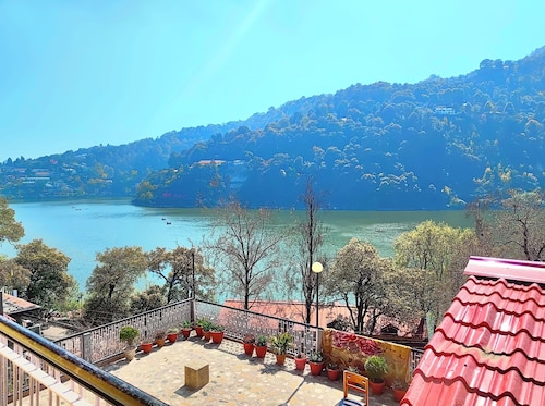 Hotel Shalimar Near Mall Road Nainital