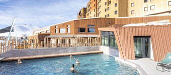 Retreat With Shared Pool and Terrace